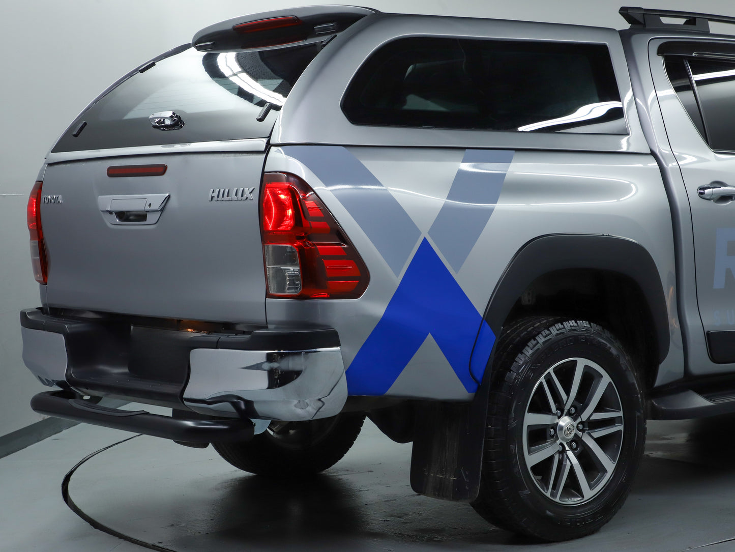 Himalaya Hard Top (fiksno staklo) Toyota Hilux 2015-24