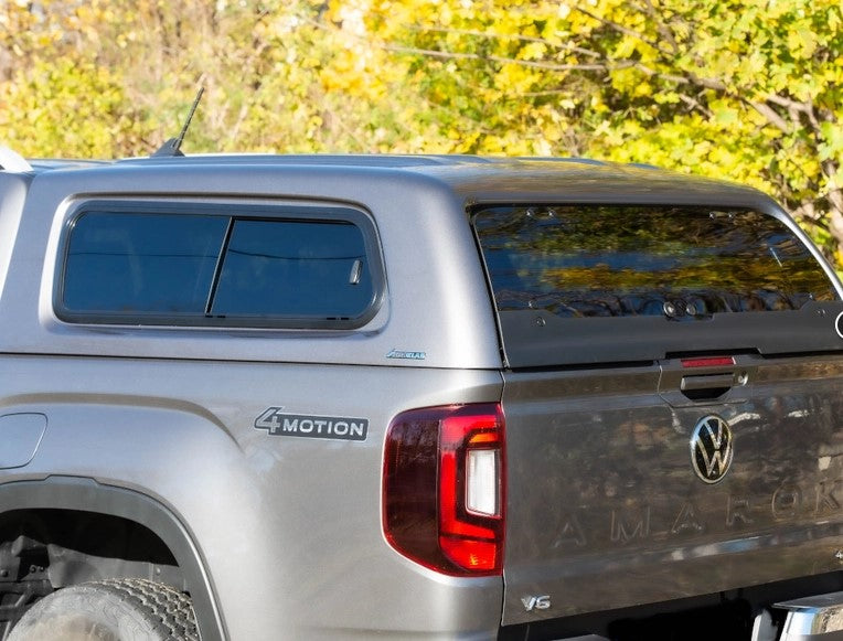 Hardtop Aeroklas Klizni Bočni Prozori Primer VW Amarok D/C 2023+